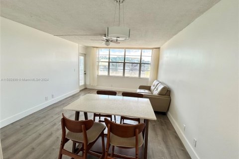 Copropriété à vendre à Hollywood, Floride: 1 chambre, 72.46 m2 № 1184223 - photo 5