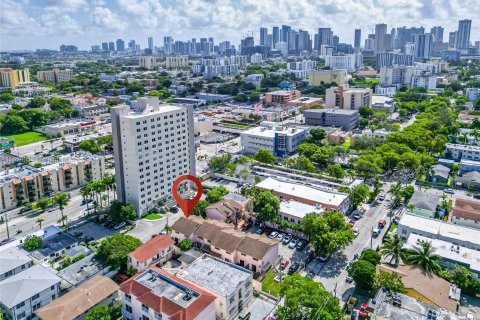 Adosado en venta en Miami, Florida, 2 dormitorios, 83.24 m2 № 1295203 - foto 25