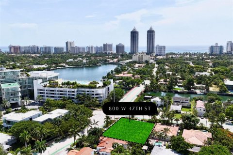 Casa en venta en Miami Beach, Florida, 6 dormitorios, 529.08 m2 № 1295205 - foto 13