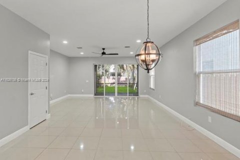 Villa ou maison à vendre à Fort Lauderdale, Floride: 3 chambres, 226.59 m2 № 1272765 - photo 25