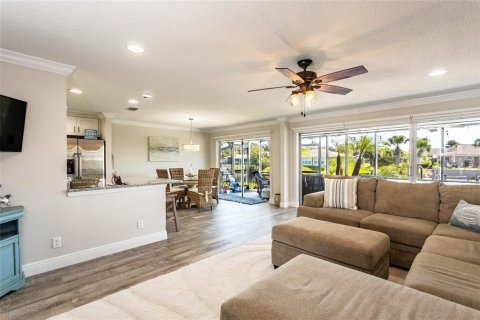 Casa en venta en Palm Coast, Florida, 3 dormitorios, 134.34 m2 № 1383406 - foto 13