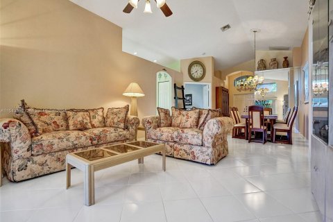 Villa ou maison à vendre à Delray Beach, Floride: 3 chambres, 157.56 m2 № 1045264 - photo 16