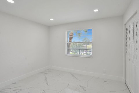 Copropriété à vendre à Lauderdale Lakes, Floride: 2 chambres, 93.09 m2 № 1045491 - photo 17