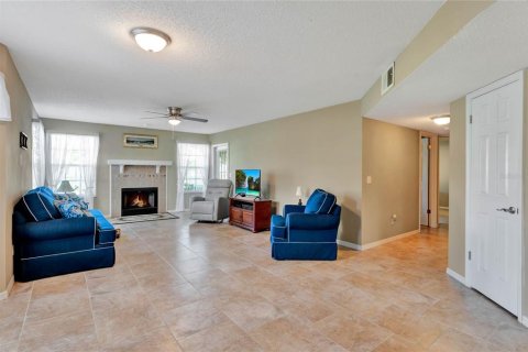 Condominio en venta en Orlando, Florida, 2 dormitorios, 107.12 m2 № 1403463 - foto 3