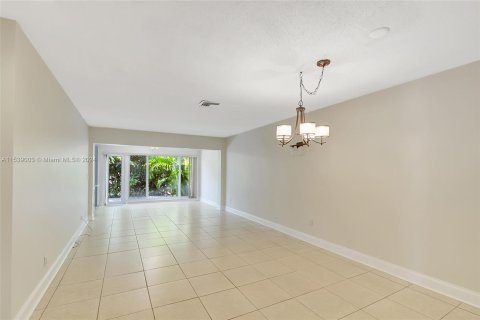 Casa en venta en Delray Beach, Florida, 2 dormitorios, 104.89 m2 № 1029832 - foto 10