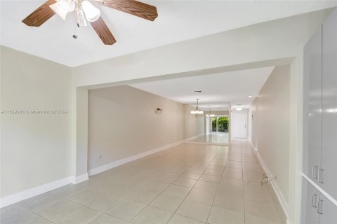 Casa en venta en Delray Beach, Florida, 2 dormitorios, 104.89 m2 № 1029832 - foto 17
