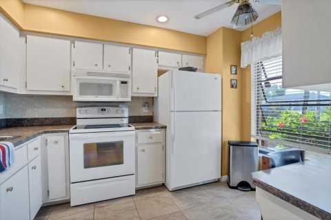 Купить коммерческую недвижимость в Энглвуд, Флорида 193.98м2, № 1066776 - фото 12