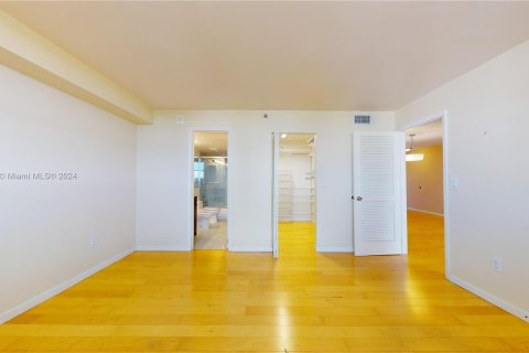 Condominio en venta en Miami Beach, Florida, 1 dormitorio, 68.75 m2 № 1237862 - foto 7