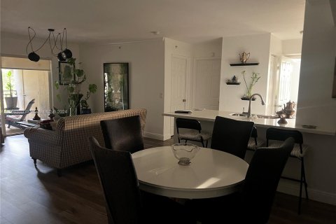 Condominio en venta en Miramar, Florida, 2 dormitorios, 100.33 m2 № 1064951 - foto 3
