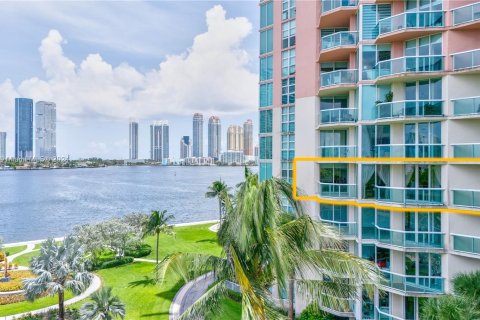 Copropriété à vendre à Aventura, Floride: 2 chambres, 149.57 m2 № 1294353 - photo 10