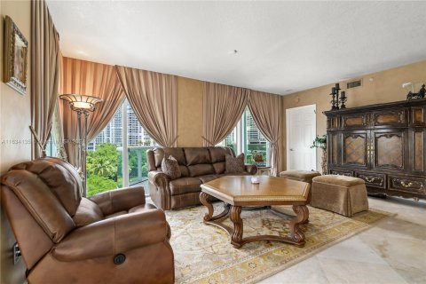 Copropriété à vendre à Aventura, Floride: 2 chambres, 149.57 m2 № 1294353 - photo 6