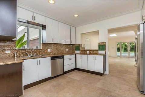 Villa ou maison à vendre à Miami Shores, Floride: 3 chambres, 218.6 m2 № 1058092 - photo 10