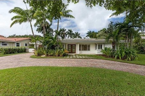 Villa ou maison à vendre à Miami Shores, Floride: 3 chambres, 218.6 m2 № 1058092 - photo 2