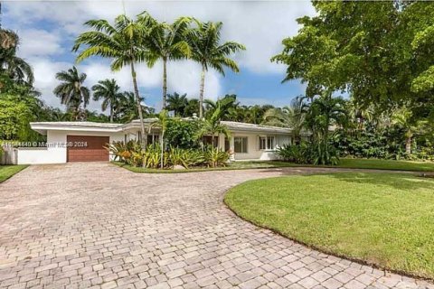 Casa en venta en Miami Shores, Florida, 3 dormitorios, 218.6 m2 № 1058092 - foto 1