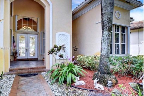 Villa ou maison à vendre à Delray Beach, Floride: 4 chambres, 369.29 m2 № 1231647 - photo 2