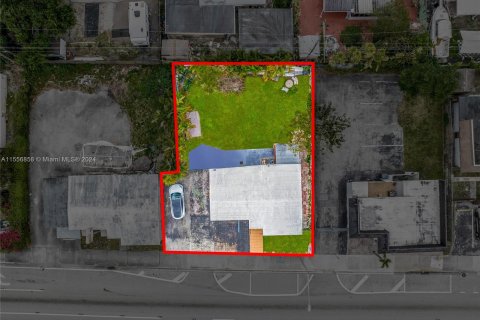 Immobilier commercial à vendre à Hollywood, Floride: 75.72 m2 № 1078352 - photo 17