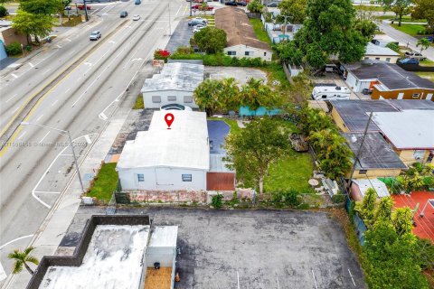 Immobilier commercial à vendre à Hollywood, Floride: 75.72 m2 № 1078352 - photo 9