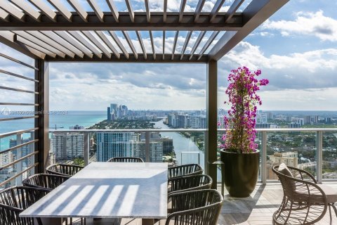 Condominio en venta en Hollywood, Florida, 3 dormitorios, 126.44 m2 № 1217093 - foto 26