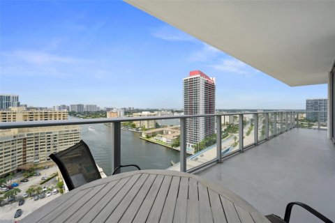 Condominio en venta en Hollywood, Florida, 3 dormitorios, 126.44 m2 № 1217093 - foto 16