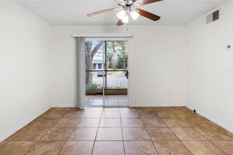 Condo in Orlando, Florida, 1 bedroom  № 1356434 - photo 12