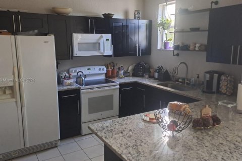 Condominio en venta en Royal Palm Beach, Florida, 3 dormitorios, 135.36 m2 № 1023953 - foto 6