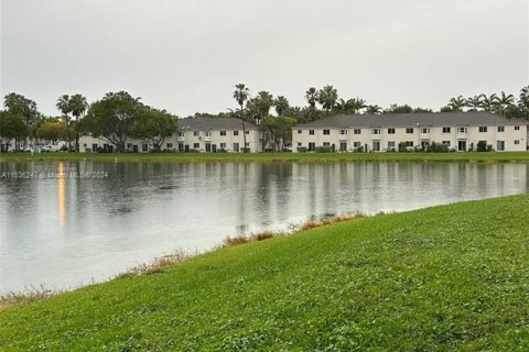 Condominio en venta en Homestead, Florida, 2 dormitorios, 75.72 m2 № 1023992 - foto 16