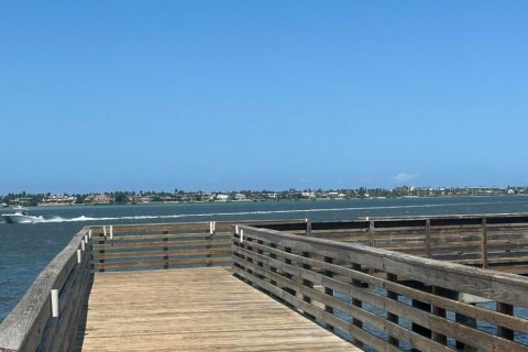 Condo in Stuart, Florida, 2 bedrooms  № 1163200 - photo 26