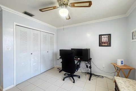 House in Miami, Florida 3 bedrooms, 142.98 sq.m. № 1031818 - photo 15