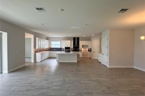 Casa en venta en Orlando, Florida, 4 dormitorios, 306.76 m2 № 1398973 - foto 9