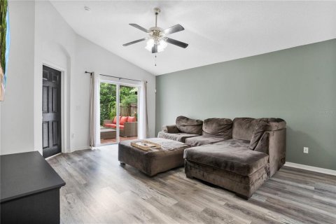 Casa en venta en Orlando, Florida, 4 dormitorios, 171.78 m2 № 1398946 - foto 12