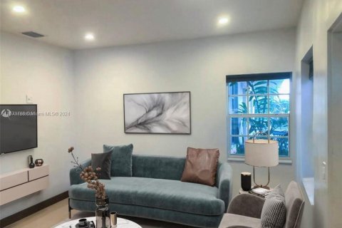 Condo in Miami Beach, Florida, 1 bedroom  № 1394922 - photo 5