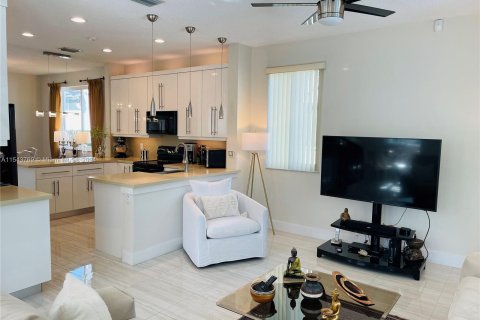 Casa en venta en Weston, Florida, 4 dormitorios № 1047095 - foto 14