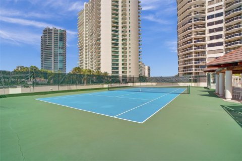 Condominio en venta en Aventura, Florida, 3 dormitorios, 181.16 m2 № 1241371 - foto 30