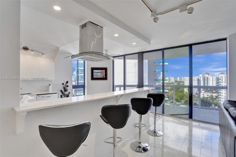 Condominio en venta en Aventura, Florida, 3 dormitorios, 181.16 m2 № 1241371 - foto 5