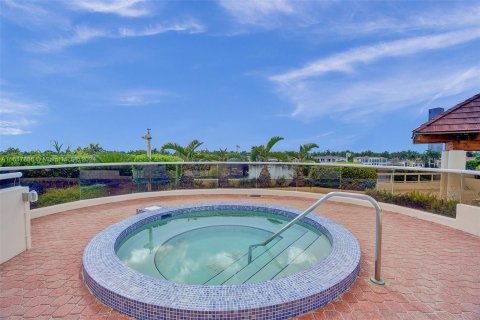 Copropriété à vendre à Aventura, Floride: 3 chambres, 181.16 m2 № 1241371 - photo 27