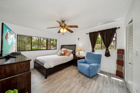 Condo in Tamarac, Florida, 2 bedrooms  № 1228493 - photo 27