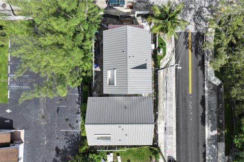 Townhouse in Miami, Florida 3 bedrooms, 201.6 sq.m. № 1217022 - photo 30