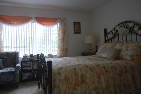 Condo in Sunrise, Florida, 2 bedrooms  № 1216921 - photo 24