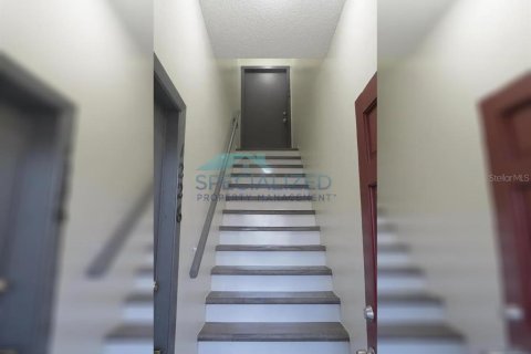 Appartement à louer à Orlando, Floride: 2 chambres, 198.63 m2 № 1351252 - photo 2