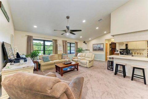 Villa ou maison à vendre à Port Charlotte, Floride: 3 chambres, 151.06 m2 № 1339852 - photo 7