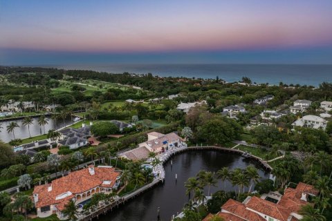 House in Gulf Stream, Florida 7 bedrooms, 744.05 sq.m. № 1019976 - photo 2