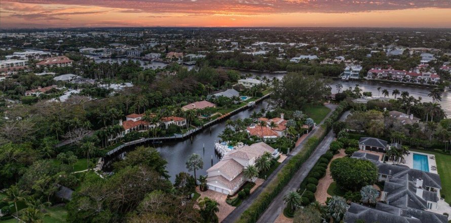 Casa en Gulf Stream, Florida 7 dormitorios, 744.05 m2 № 1019976