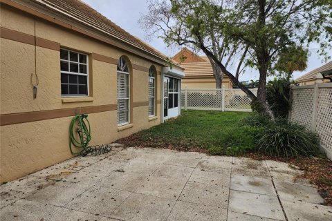 Villa ou maison à vendre à Bradenton, Floride: 3 chambres, 141.58 m2 № 1063844 - photo 4