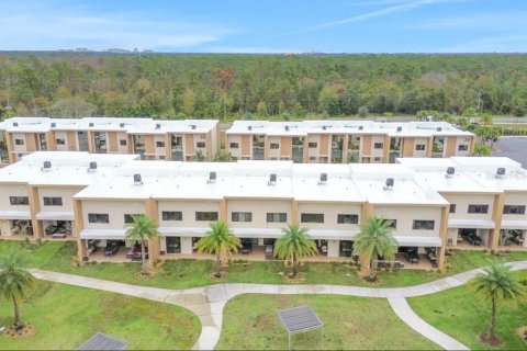 Touwnhouse à vendre à Kissimmee, Floride: 4 chambres, 218.88 m2 № 1024817 - photo 30