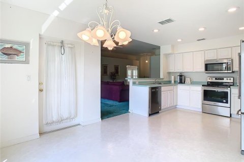 Casa en venta en San Antonio, Florida, 3 dormitorios, 149.02 m2 № 1398748 - foto 23