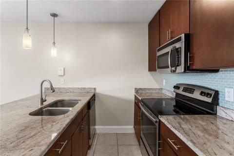 Apartamento en alquiler en Tampa, Florida, 1 dormitorio, 65.03 m2 № 1398719 - foto 25