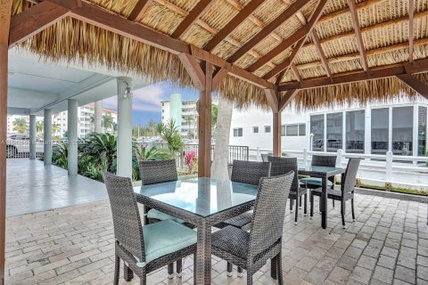 Condominio en venta en Hallandale Beach, Florida, 1 dormitorio, 68.1 m2 № 1040214 - foto 7