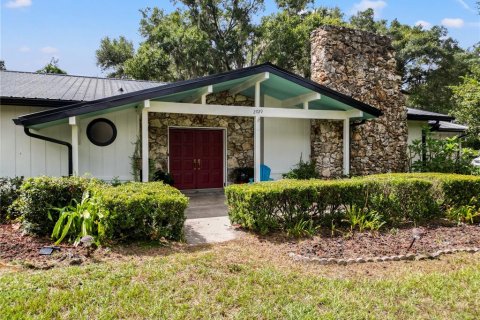 Villa ou maison à vendre à Bushnell, Floride: 3 chambres, 227.24 m2 № 1346328 - photo 2