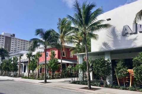 Condo in Pompano Beach, Florida, 1 bedroom  № 1029464 - photo 1