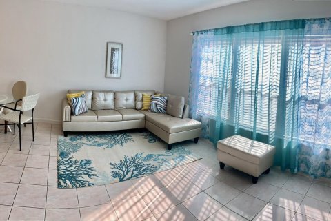 Copropriété à vendre à Pompano Beach, Floride: 1 chambre, 54.81 m2 № 1029464 - photo 17